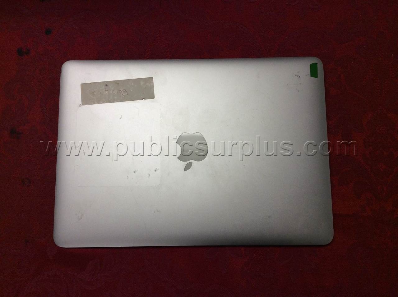 ONE MACBOOK LAPTOP - SOLD AS IS - 483 — photo 1