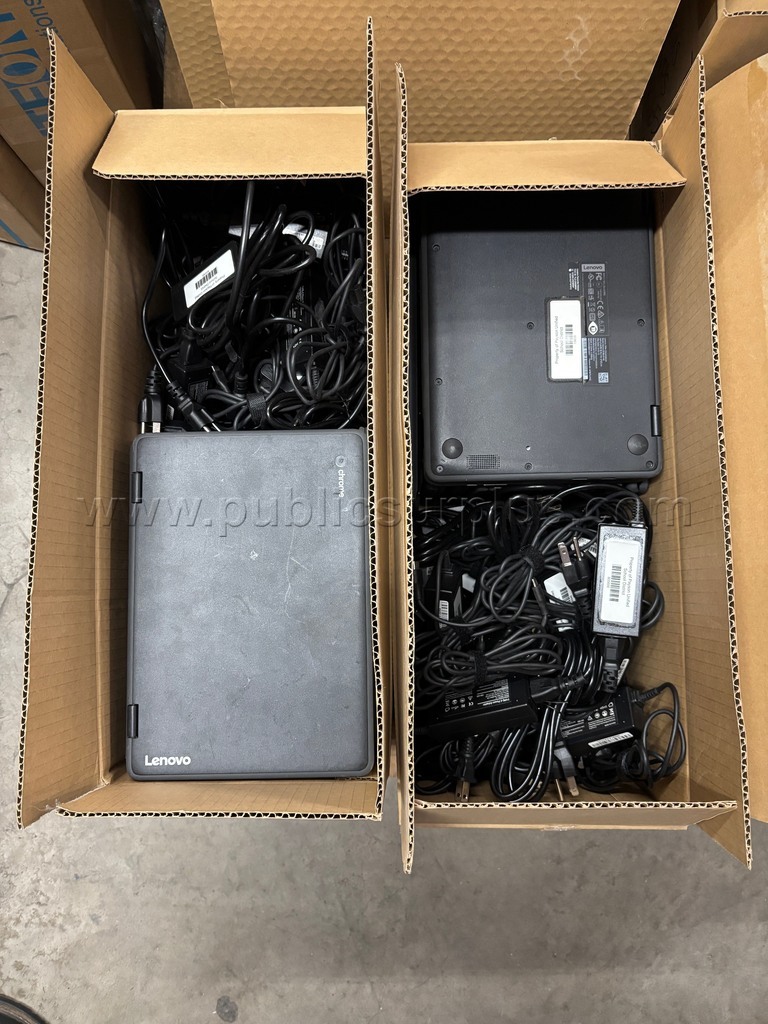 Lenovo Chromebooks/Chargers and 1 Macbook Pro — photo 1