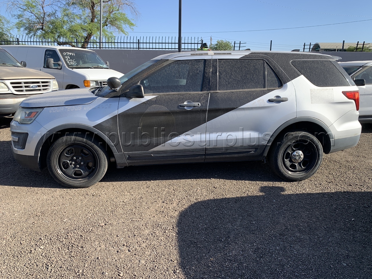 2017 Ford Explorer AWD - DPS /KK — photo 1