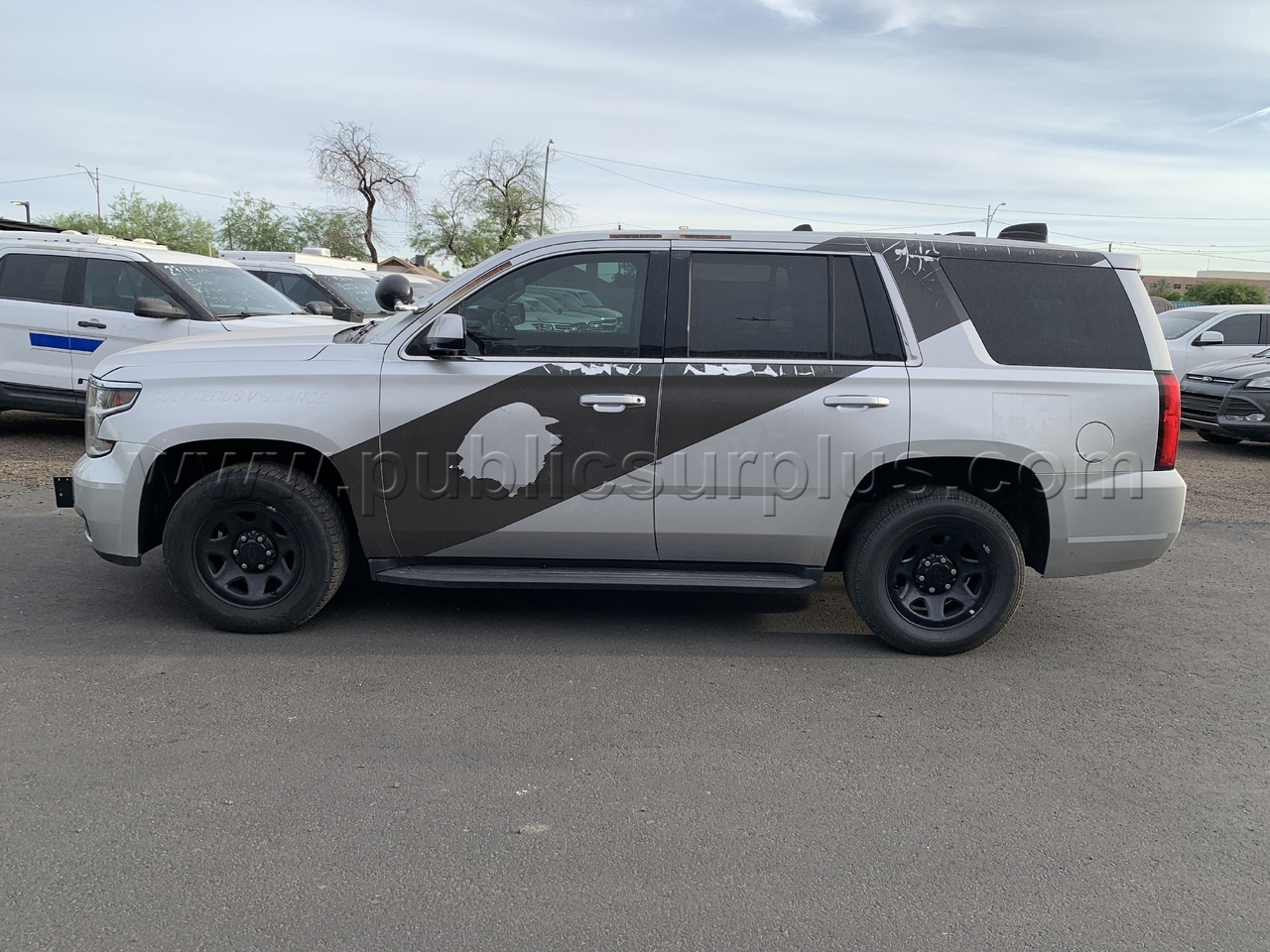 2020 Chevrolet Tahoe 4x4 - TOW ONLY - DPS /KK — photo 1