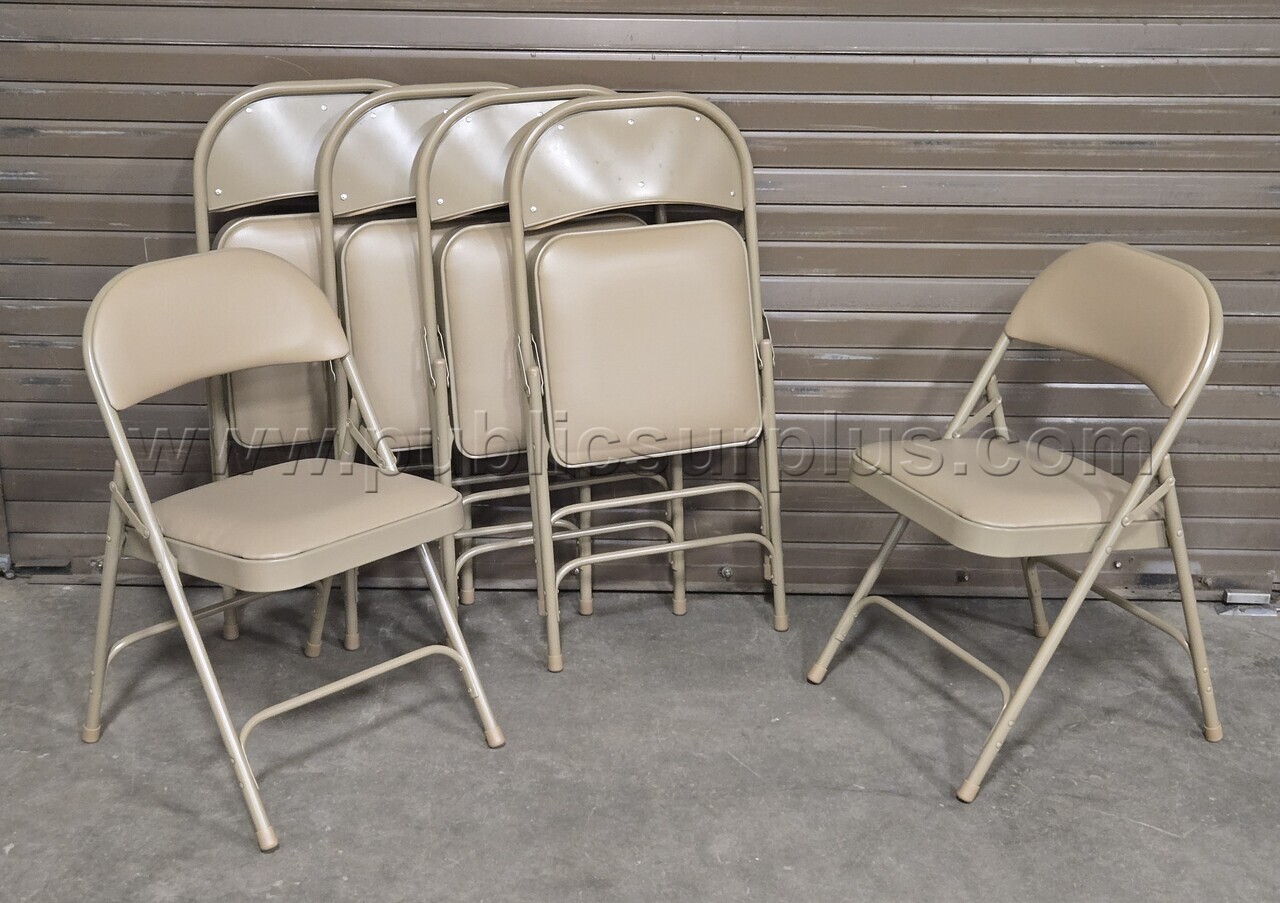 Padded Folding Chairs — photo 1
