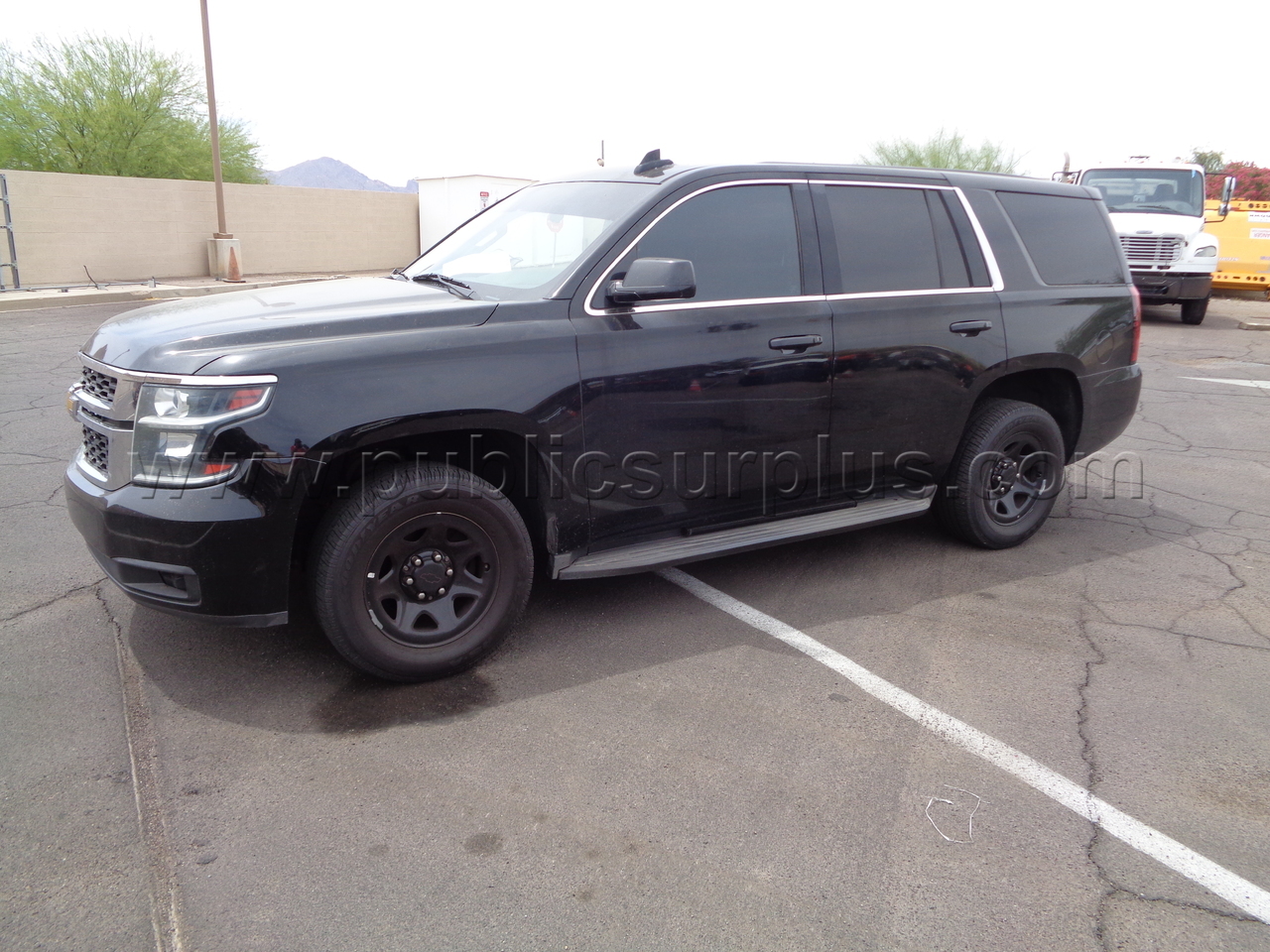 2016 Chevrolet Tahoe 4x2 — photo 1
