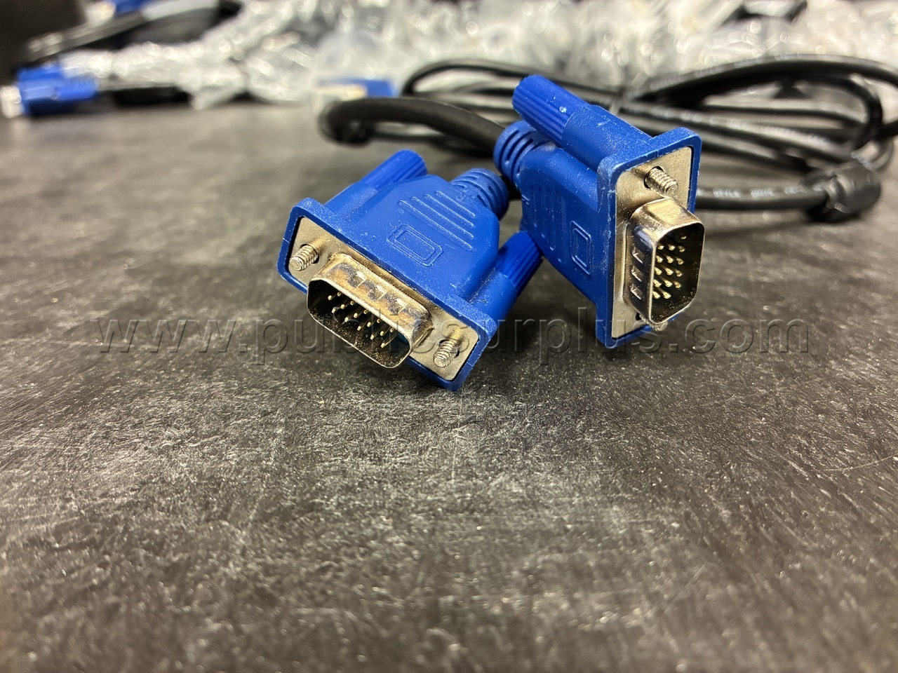 VGA video cables (lot of 15) — photo 1