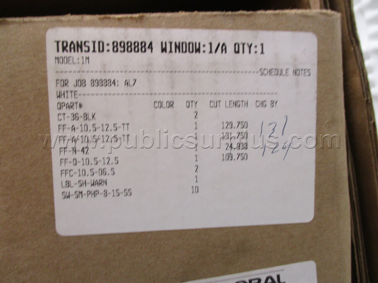 Roll up door — photo 1