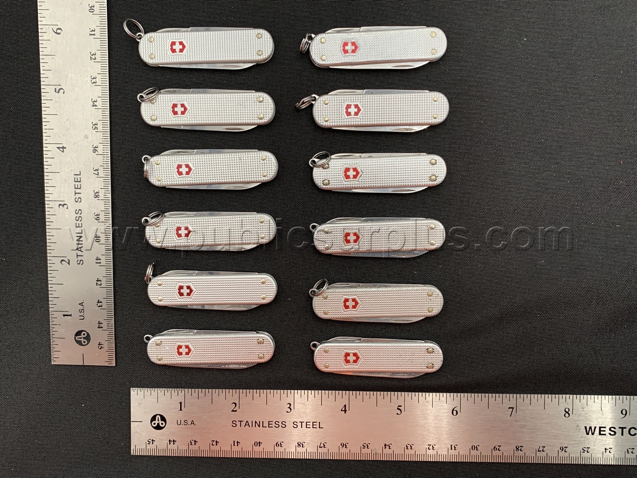 Victorinox Metal Mini Pocket Knives - Shipping $14.99 /KK — photo 1