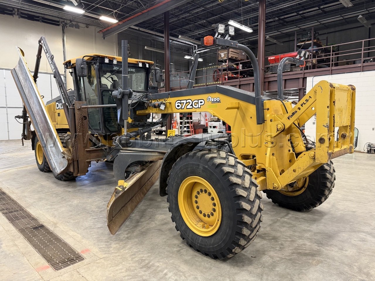 2019 John Deere 672GP Blade Motorgrader — photo 1