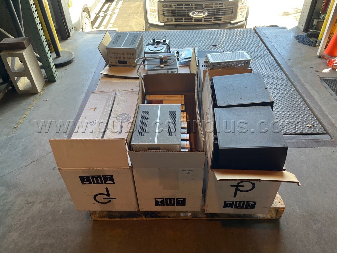 Lot Of Electronics — photo 1