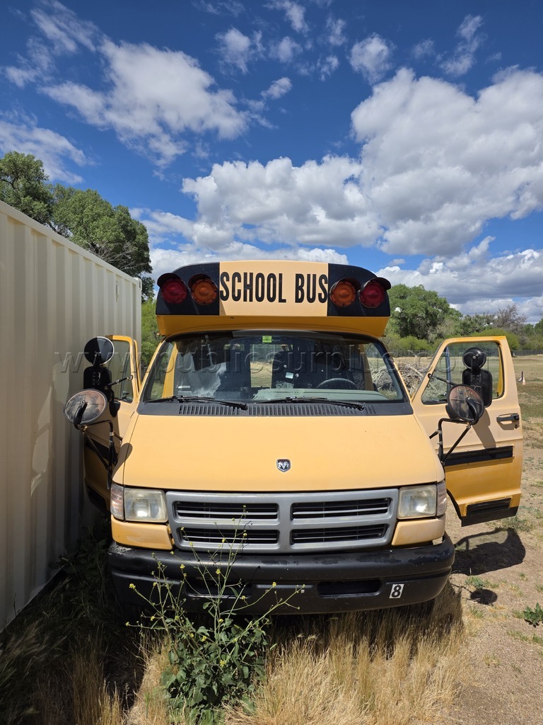 1995 Dodge Ram 3500 Van (B-Series) School Bus — photo 1