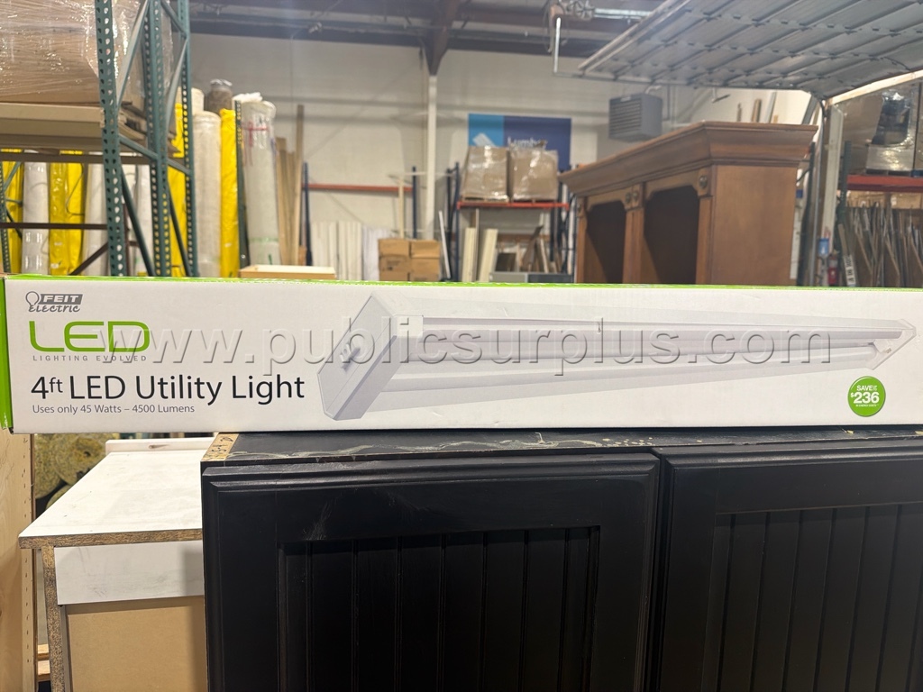 4ft LED Utility Light - AB — photo 1