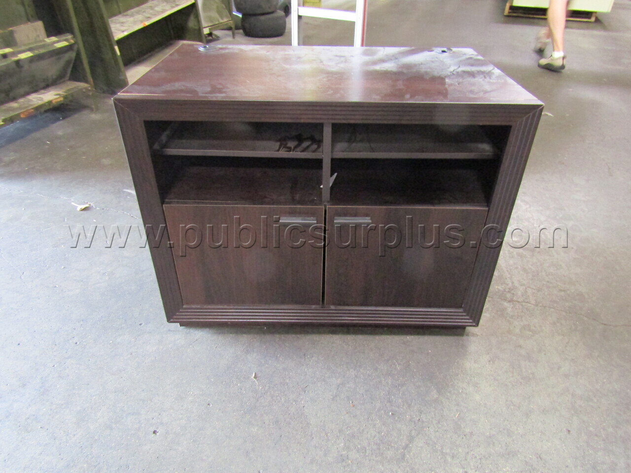 CABINET #2 — photo 1