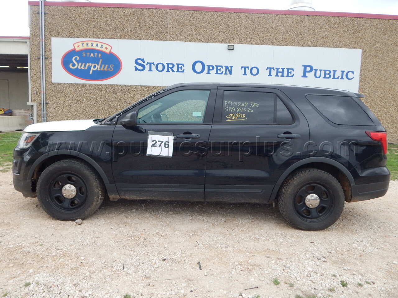 Lot 276 - 2019 Ford Explorer - 1FM5K8AT3KGB24129 — photo 1