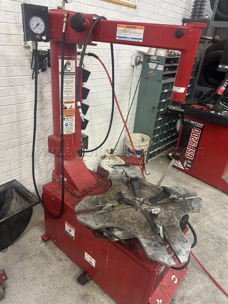 Hunter Engineering TCX50 "Standard" tabletop tire changer — photo 1
