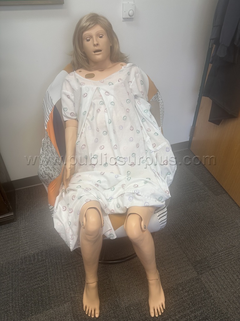 Gaumard Scientific NoElle S574.100 Birthing Simulator — photo 1