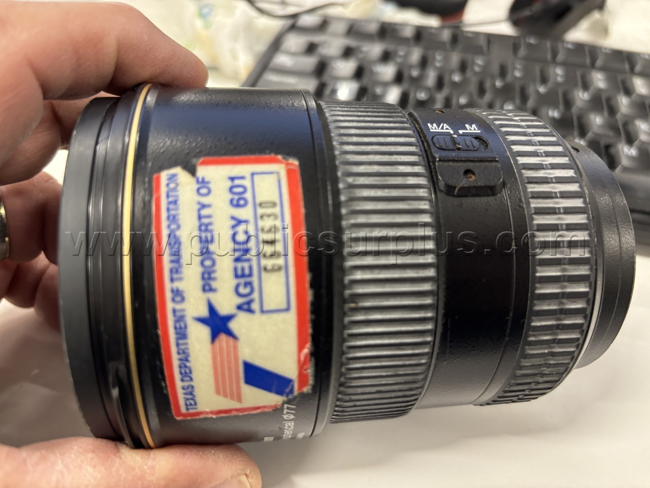 Lot 884E - NIKON Lens 17-55/2.8G S DX — photo 1