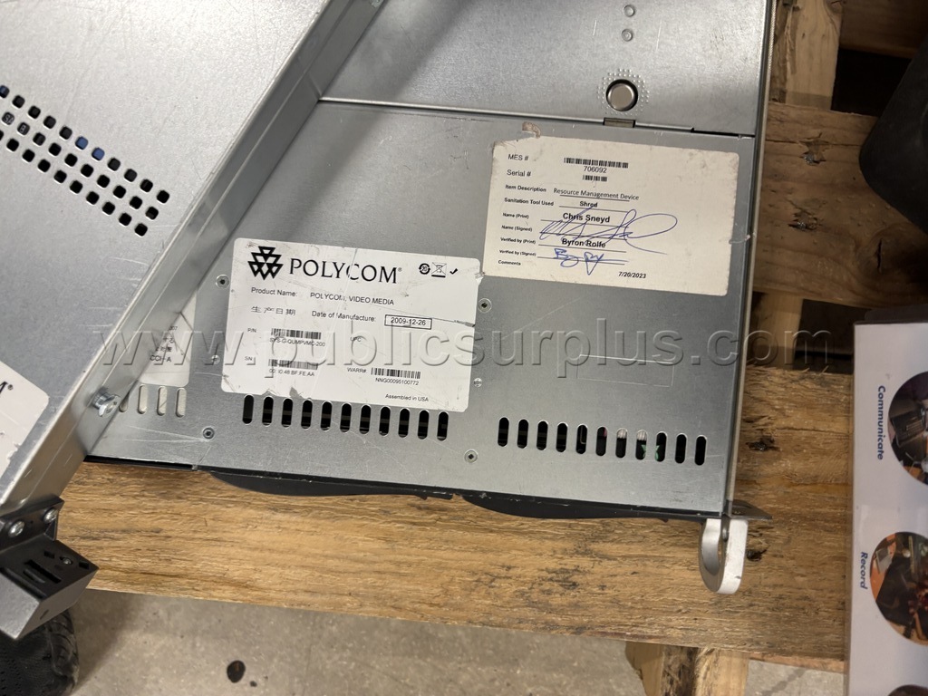 Lot 887E - POLYCOM VIDEO CONFERENCING SYSTEMS VMC 1000 — photo 1