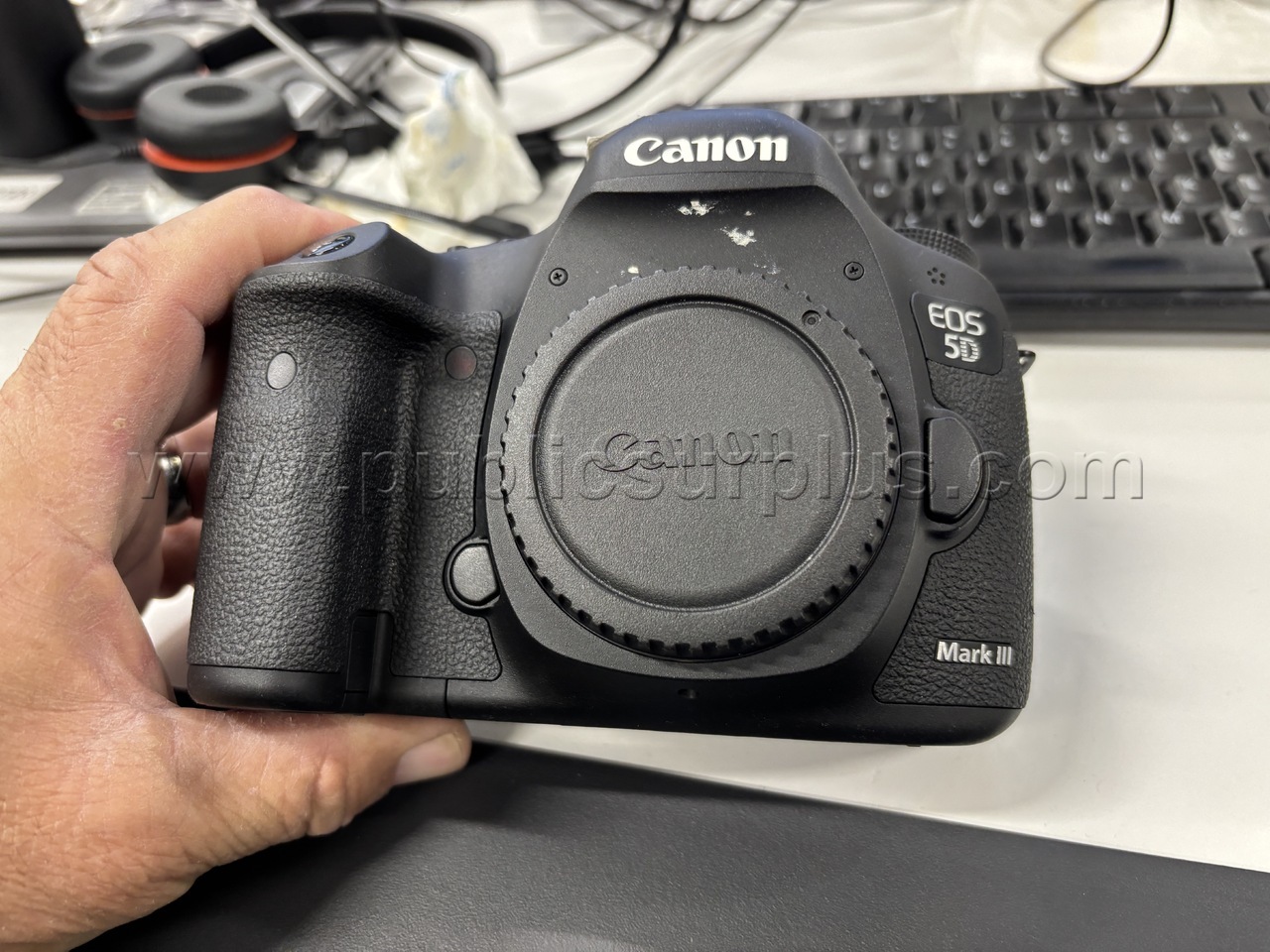 Lot 893E - Canon Camera Mark III EOS5D — photo 1