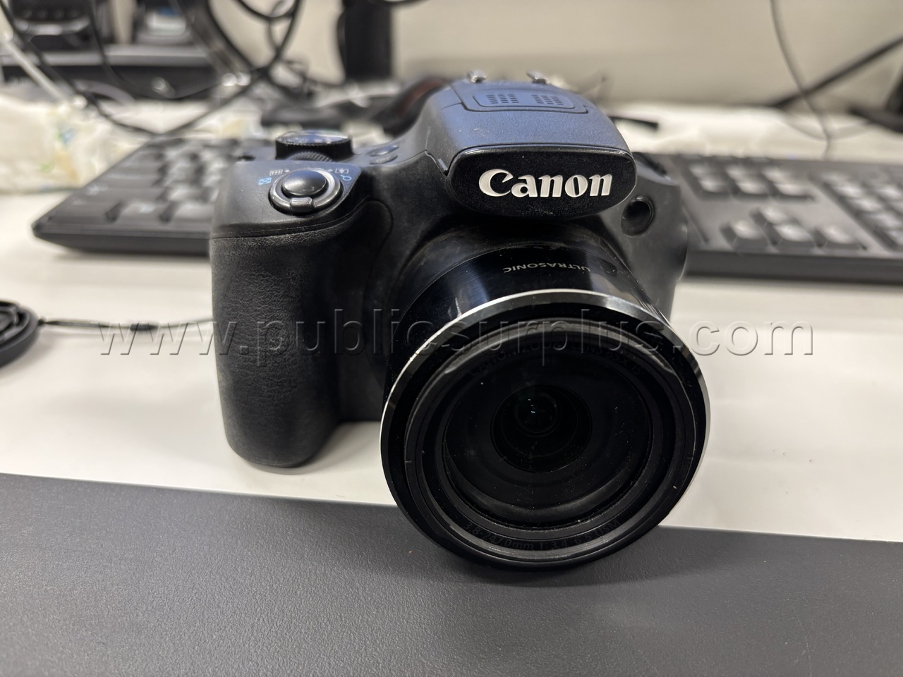 Lot 900E - Canon Camera Power Shot SX60 HS — photo 1