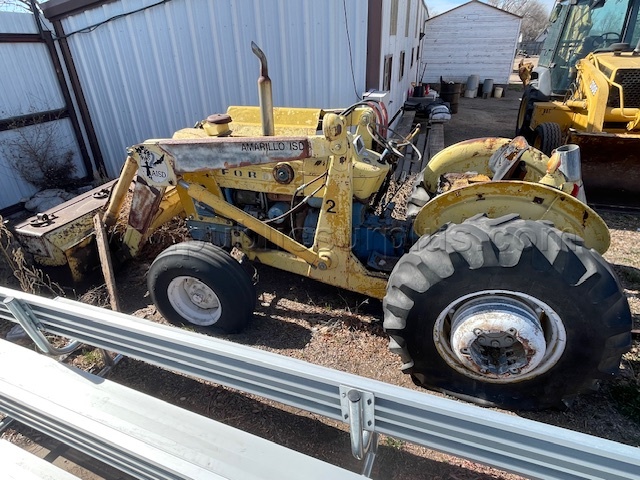 Tractor — photo 1