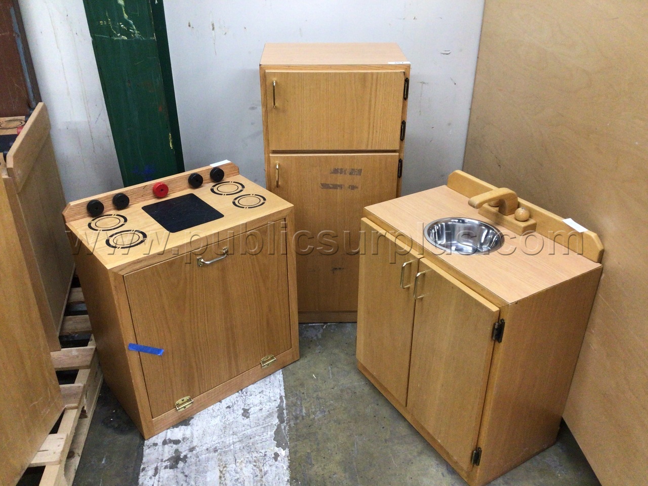Wooden Kitchen Set — photo 1