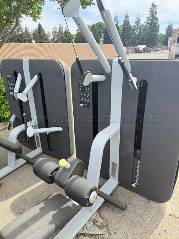TECHNO GYM HIGH PULL MACHINE — photo 1