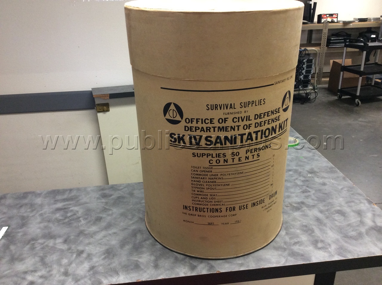 ANTIQUE SANITATION KIT - SOLD AS IS - 495 — photo 1