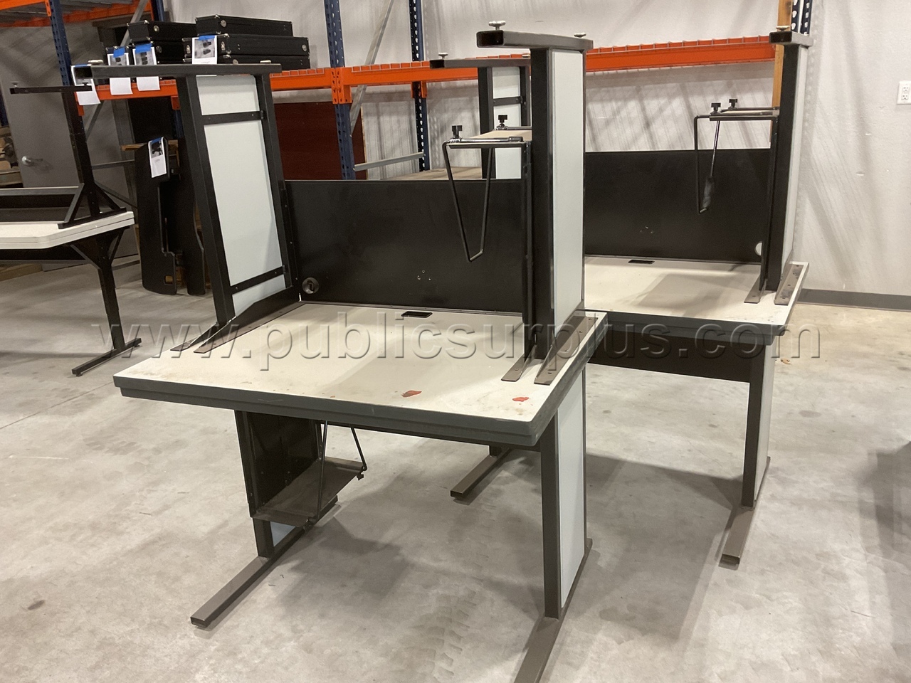 COMPUTER TABLE - 4 — photo 1