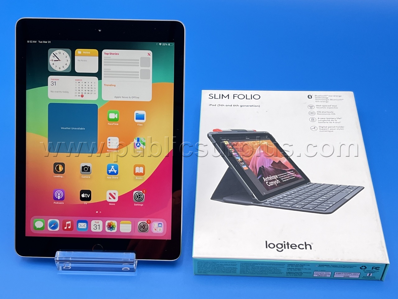 1 Apple iPad with Keyboard Case- Shipping $14.99 /RA — photo 1