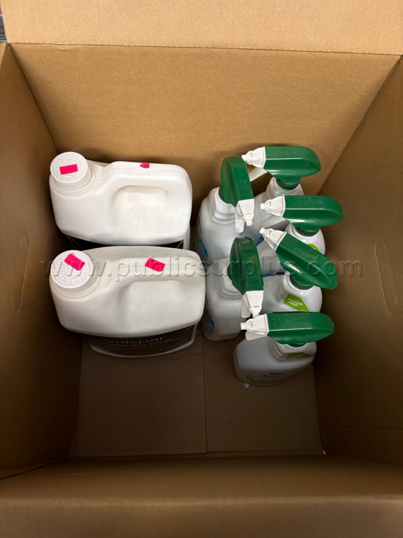 Box of Stain & Outdoor Cleaner - BB — photo 1