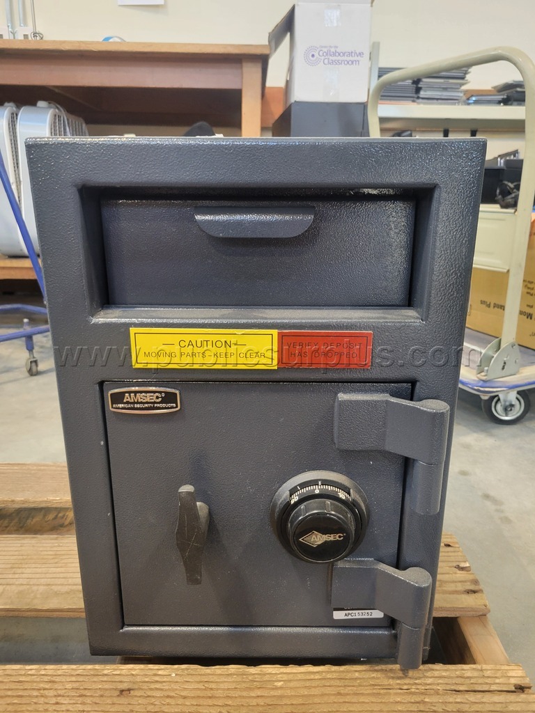 SAFE, AMSEC DSF2014C FRONT LOAD — photo 1