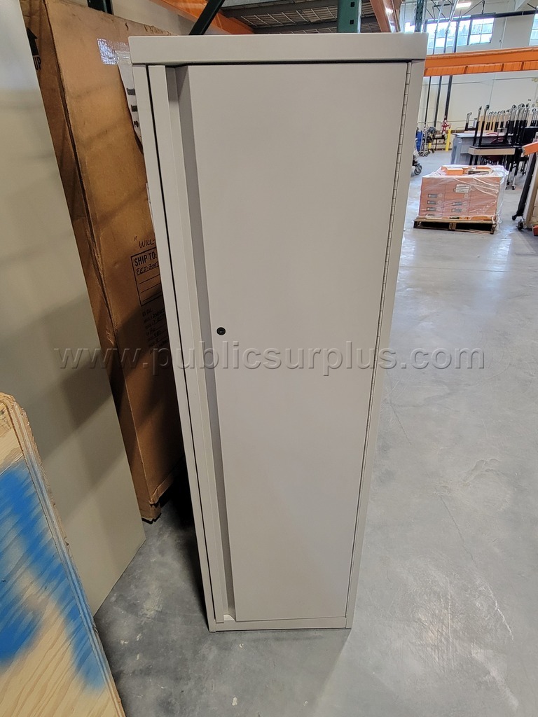 CABINET, METAL — photo 1