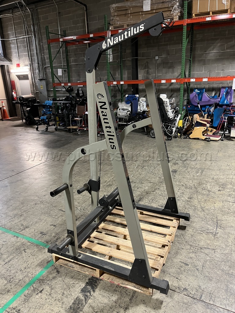 Nautiluss Squat Rack & Pulley Machine — photo 1