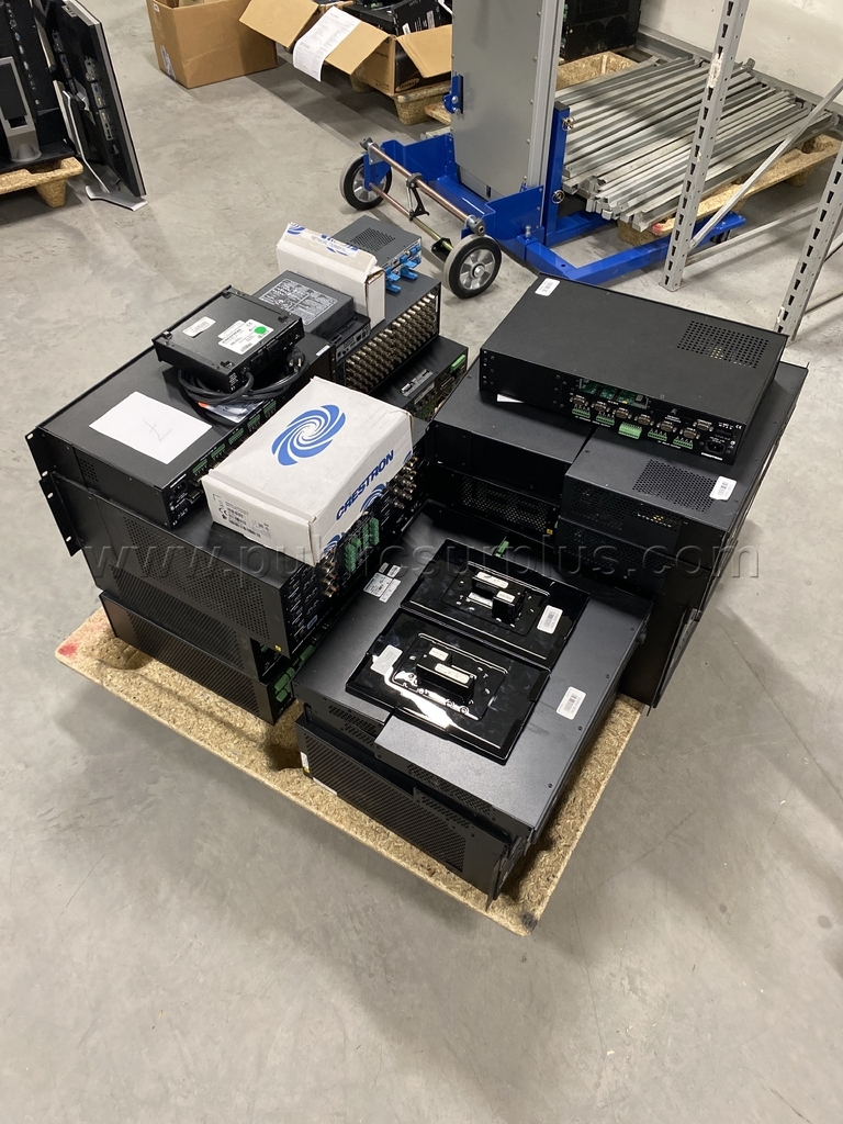 Pallet of Crestron/Extron A/V Equipment - OL - ZZ5 — photo 1