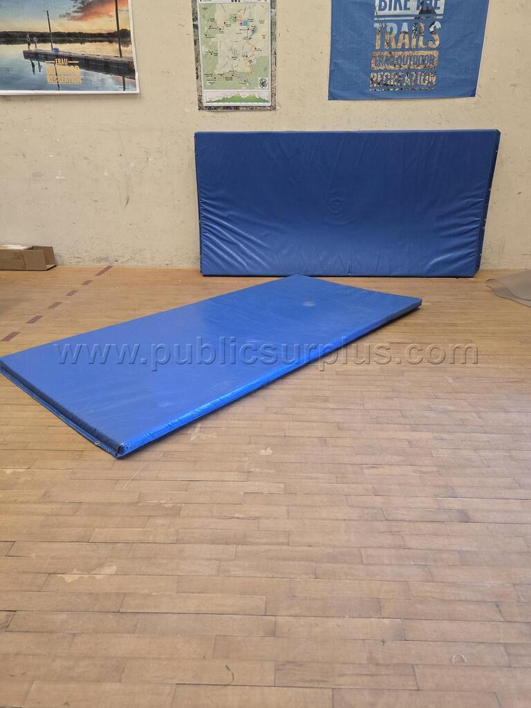 Tumbling Mats — photo 1