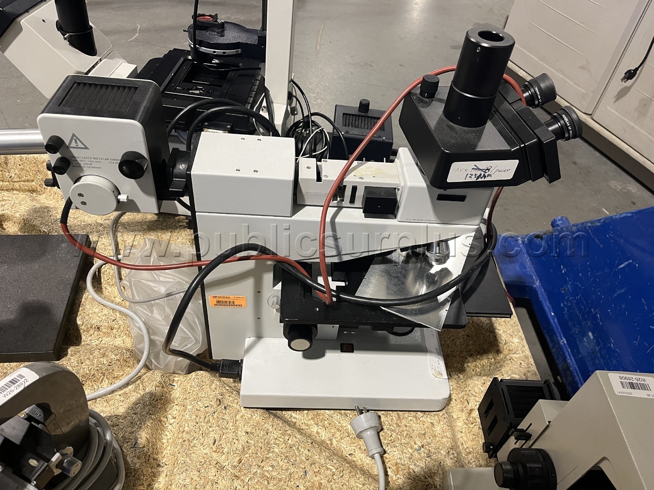 Pallet of (8) Items Microscopes and Accessories - Row CC5 -CF — photo 1