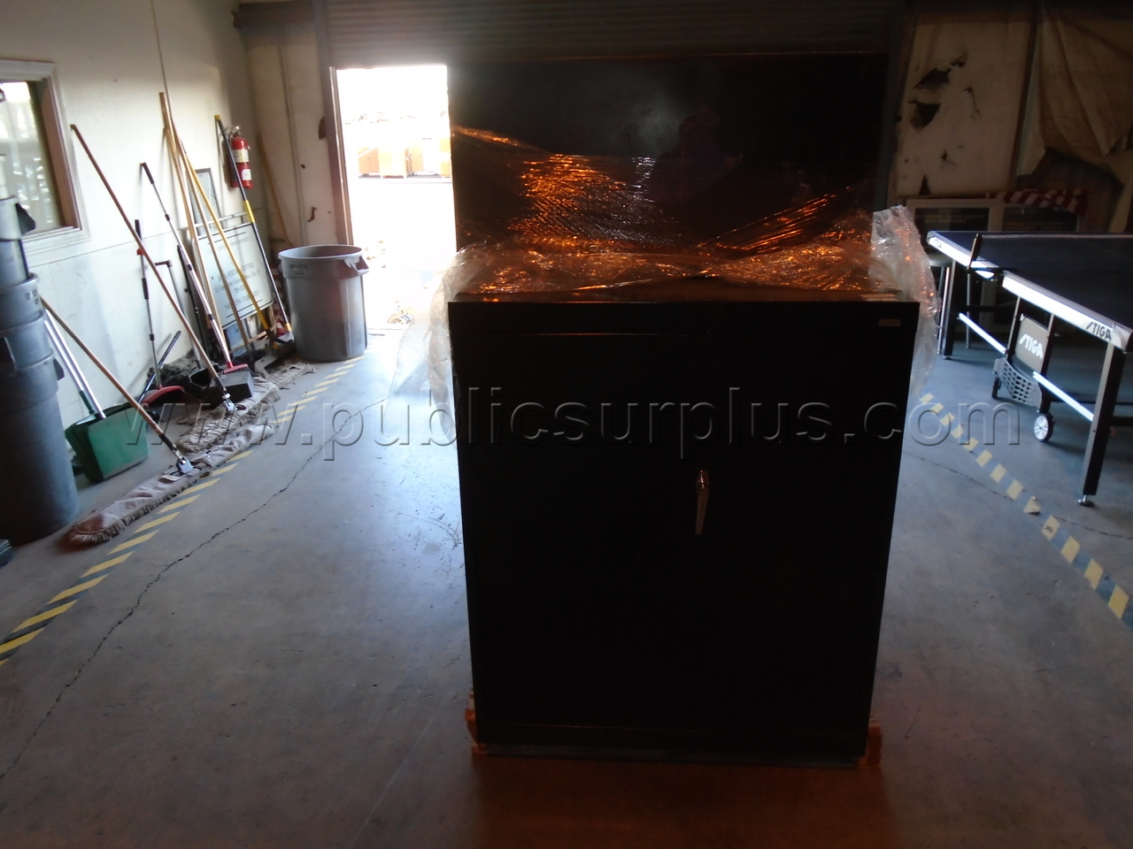 SANDUSKY/BLACK METAL CABINETS — photo 1