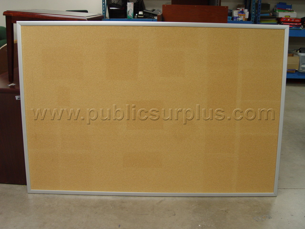 Cork Board 6' x 4' — photo 1