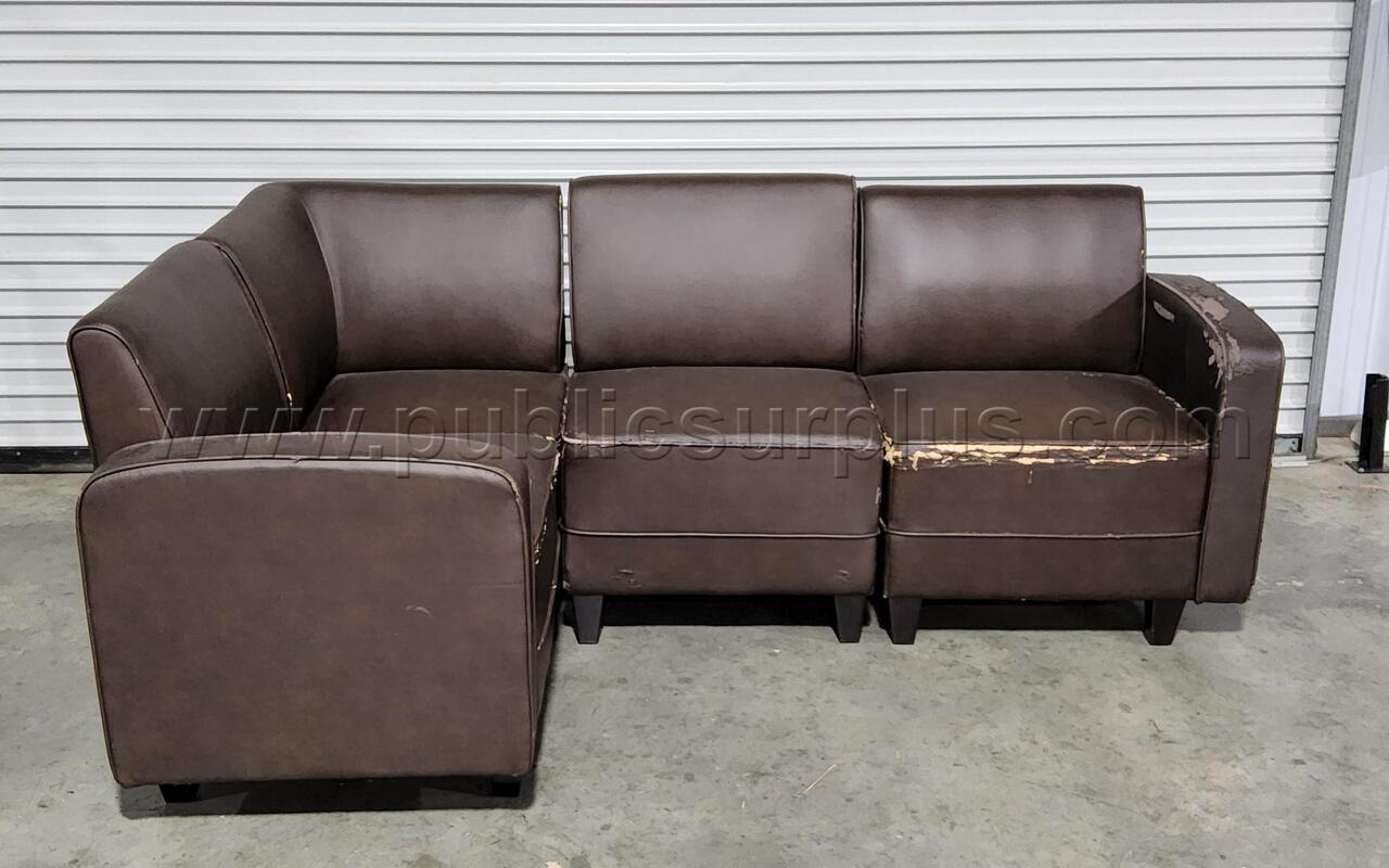 LOBBY "L" COUCH — photo 1