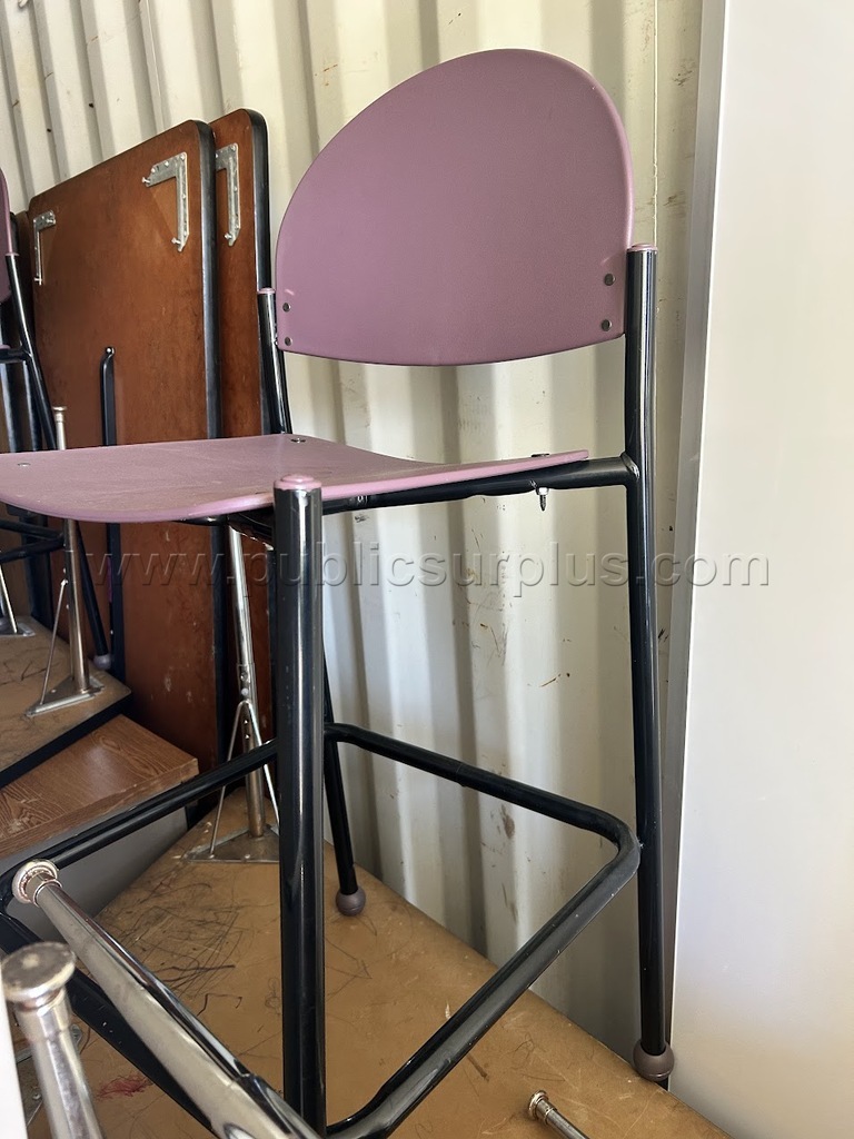 High Top Table and 2 Chairs — photo 1