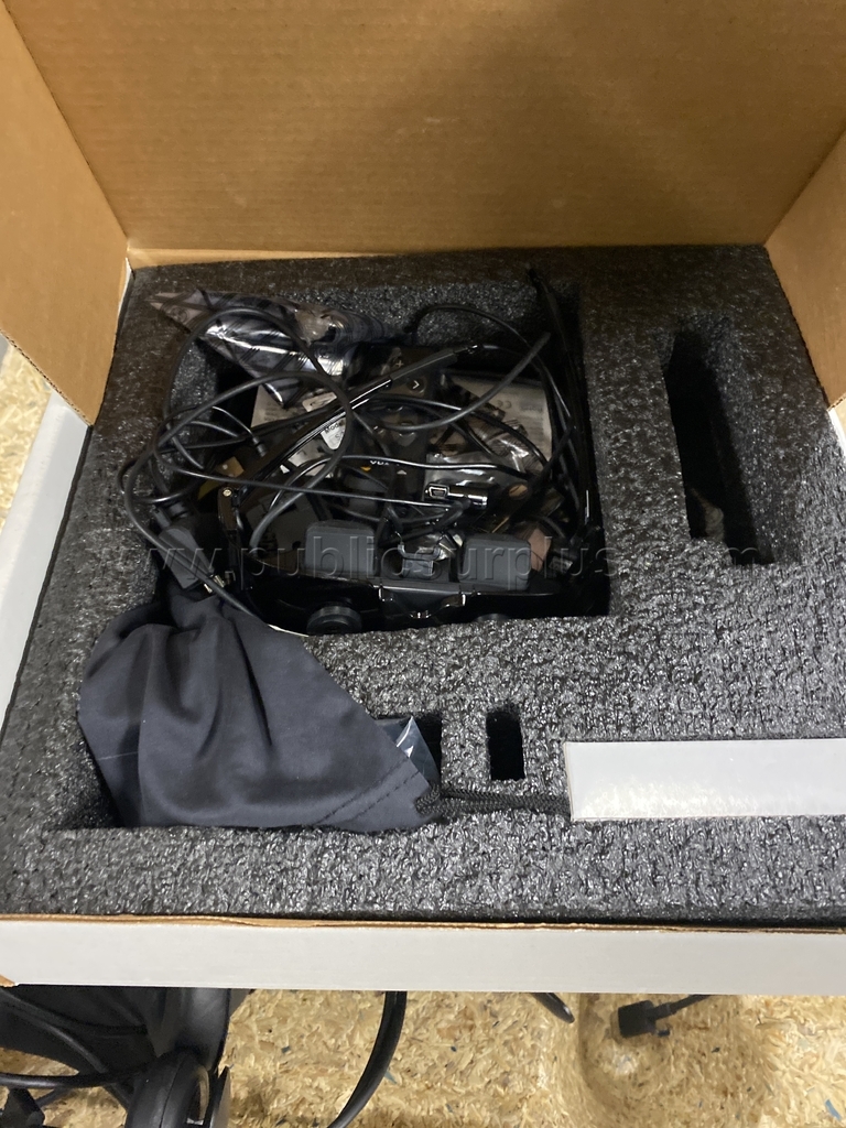 Pallet of VR/Gaming equipment - RC - SSS3 — photo 1