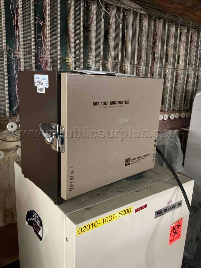 Clinical Scientific Equipment Co Model No. 100 Incubator — photo 1