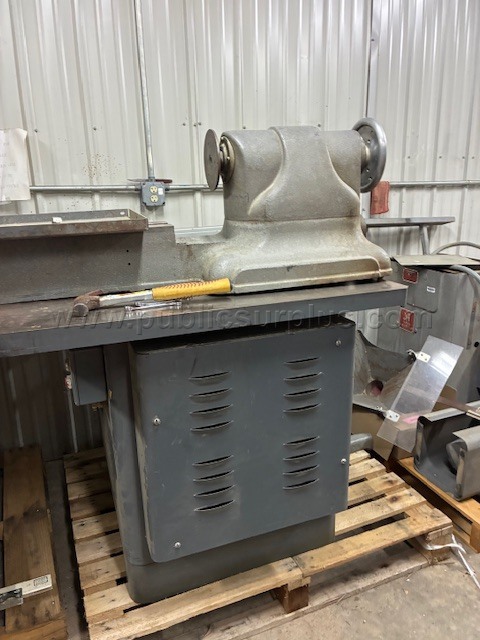 Table Saw and Lathe — photo 1