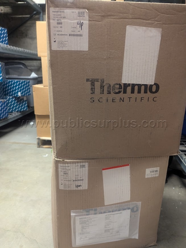 Thermo Scientific Flip-Top Polypropylene Containers — photo 1