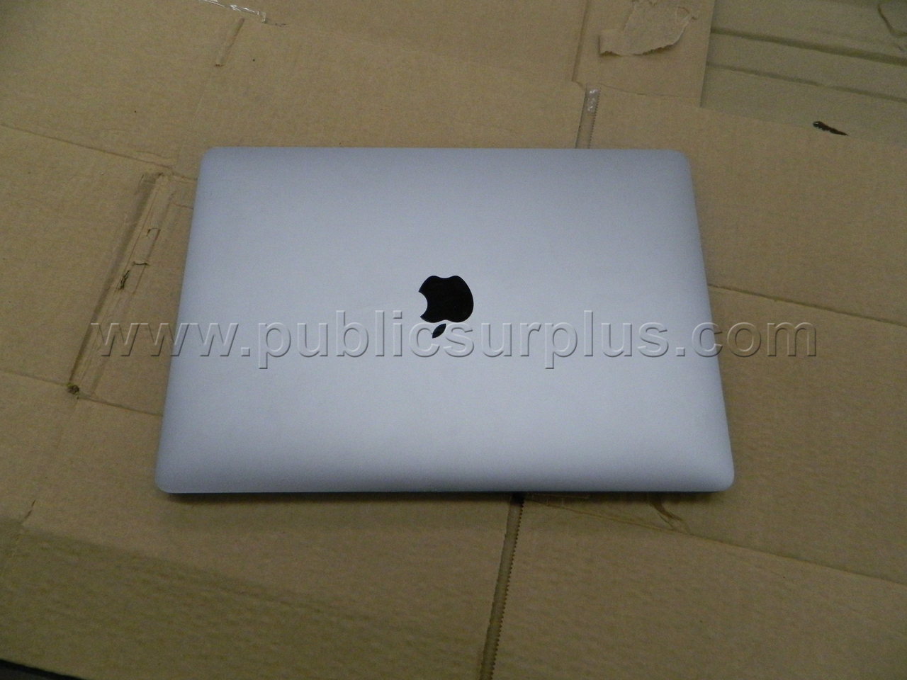2020 APPLE 13" MACBOOK PRO — photo 1