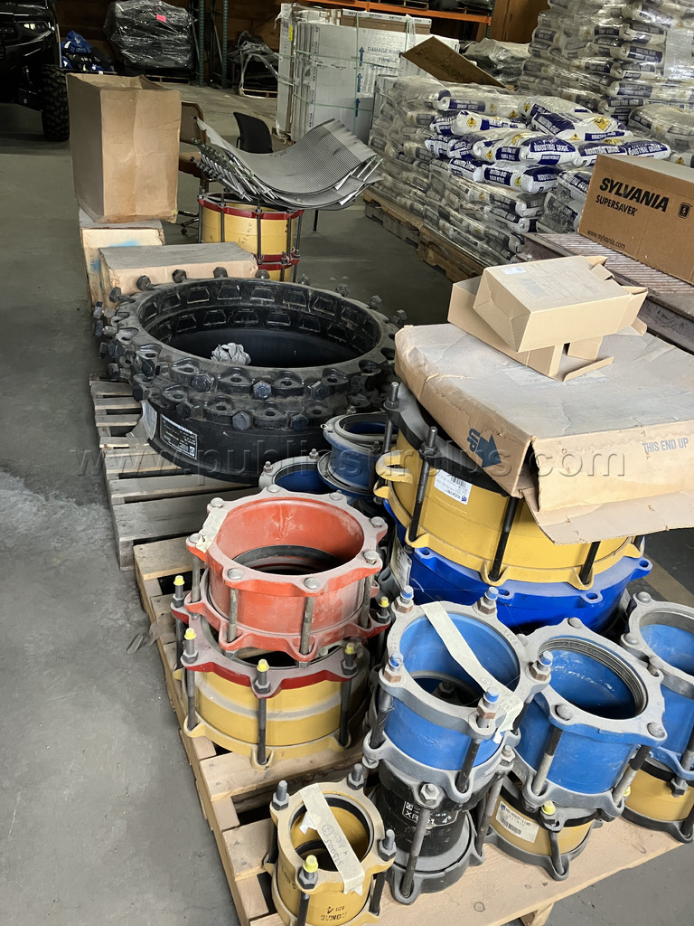 Lot of Water Romac Clamps & Couplings — photo 1