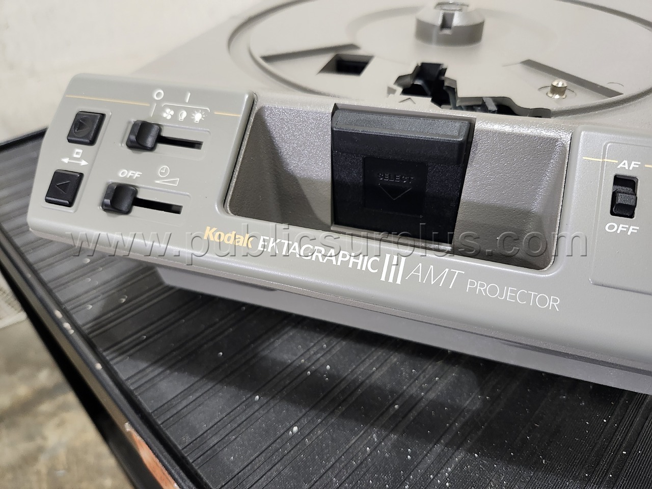 Kodak Ektographic Slide Projector with Tray — photo 1