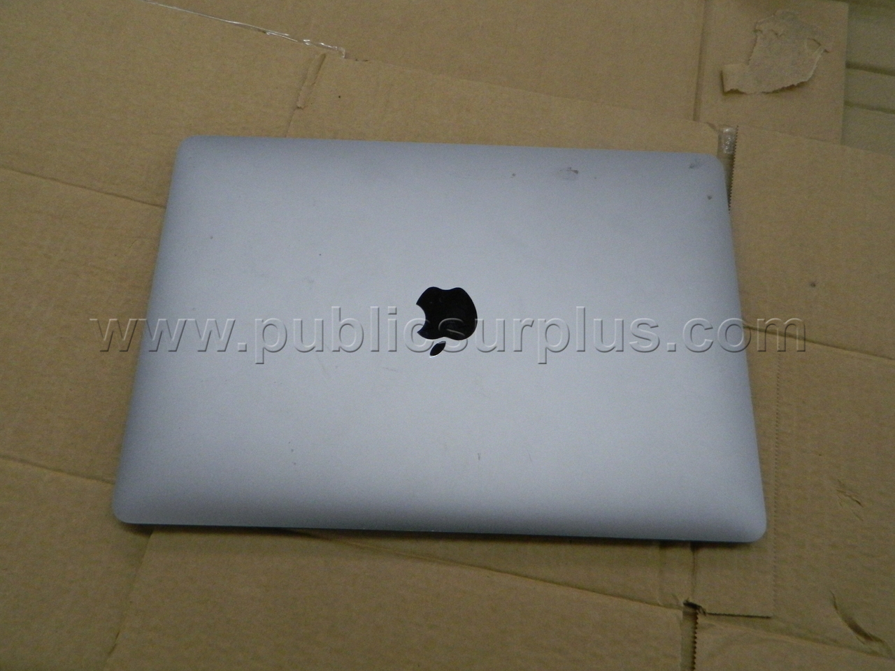 2019 APPLE 13" MACBOOK PRO — photo 1