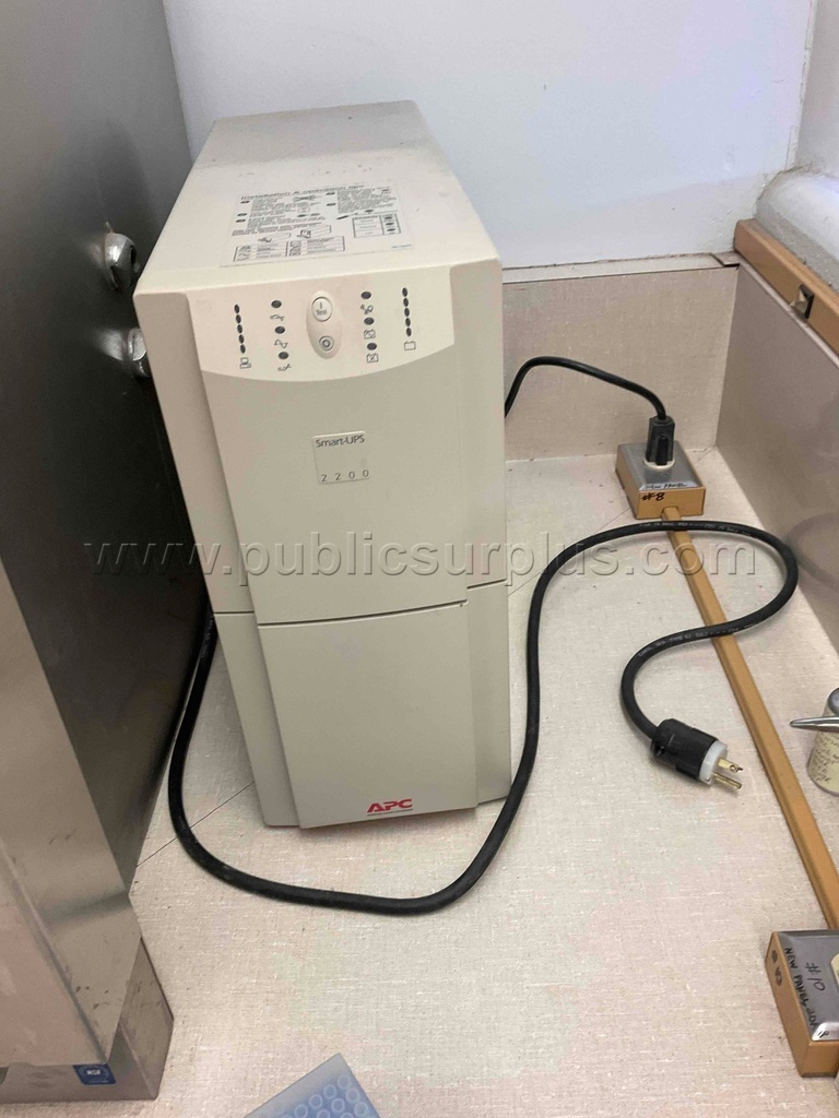 APC Smart-UPS 2200 — photo 1
