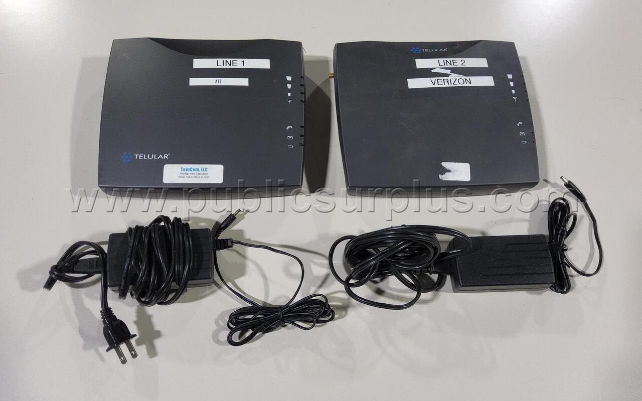 LOT OF 2 TELULAR PHONE CELL — photo 1