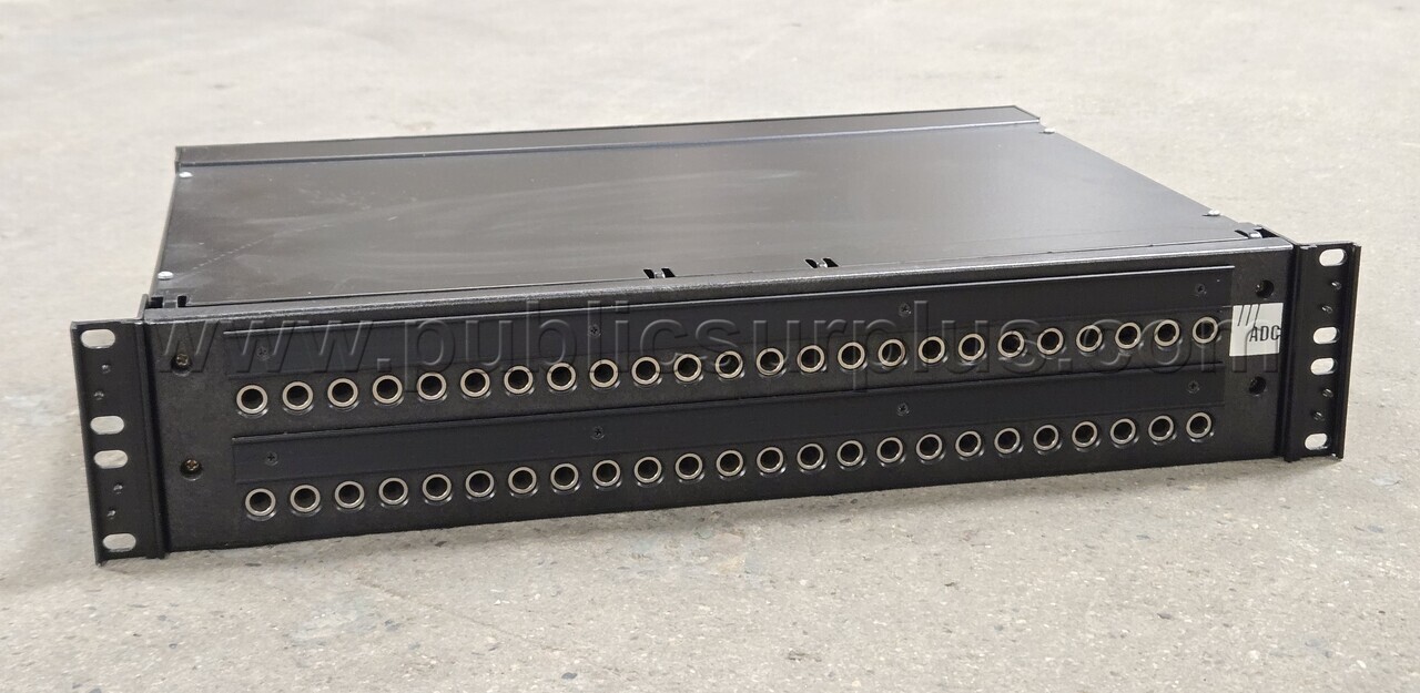 Analog Audio Patch Panel — photo 1