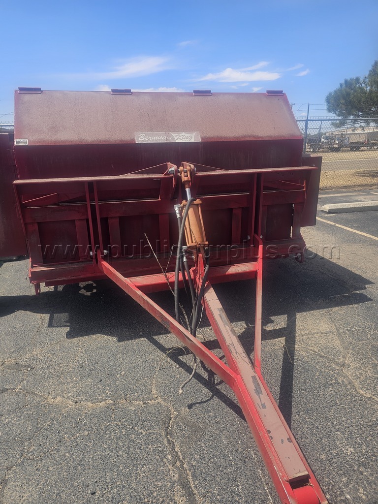 Harvester — photo 1